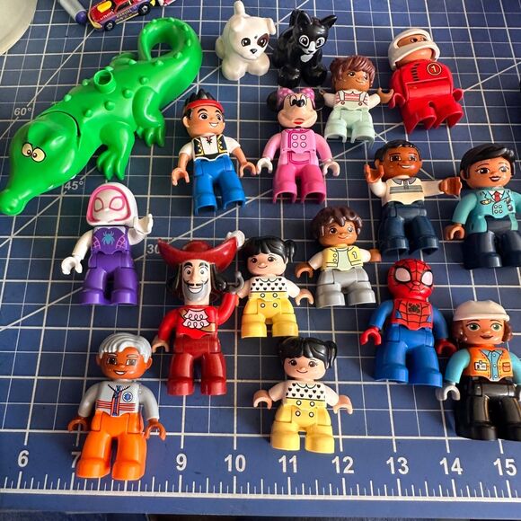 LEGO DUPLO figure bundle Disney Marvel 174 20166 - Picture 1 of 1